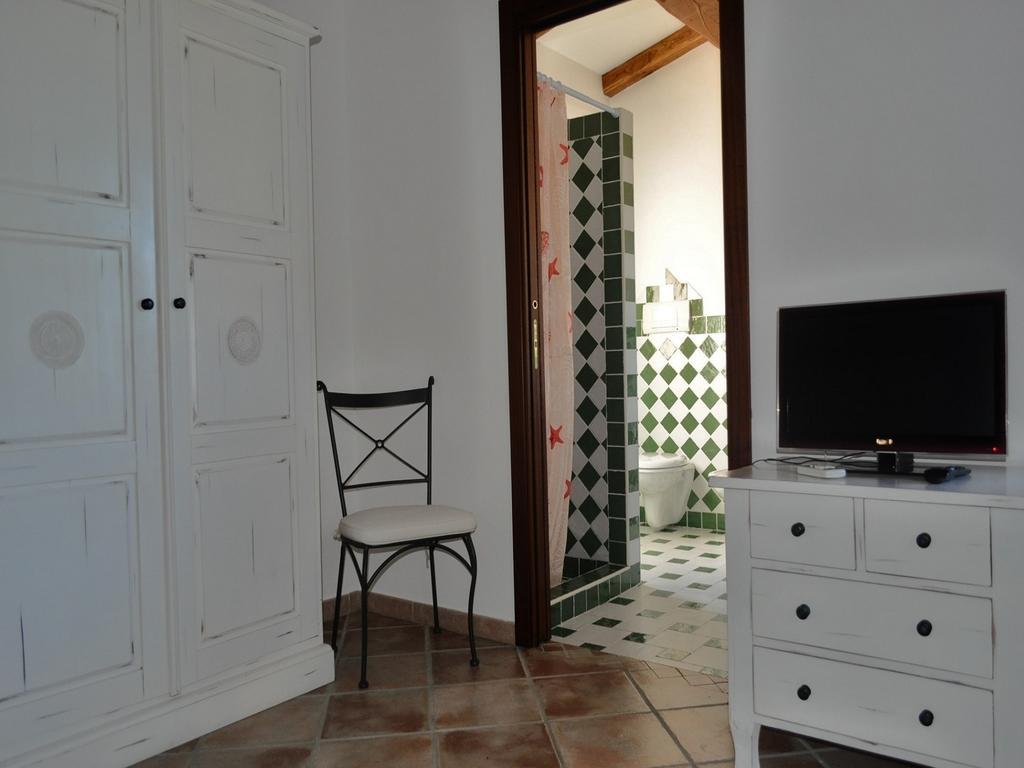 B&B Pubulos Олбия Стая снимка